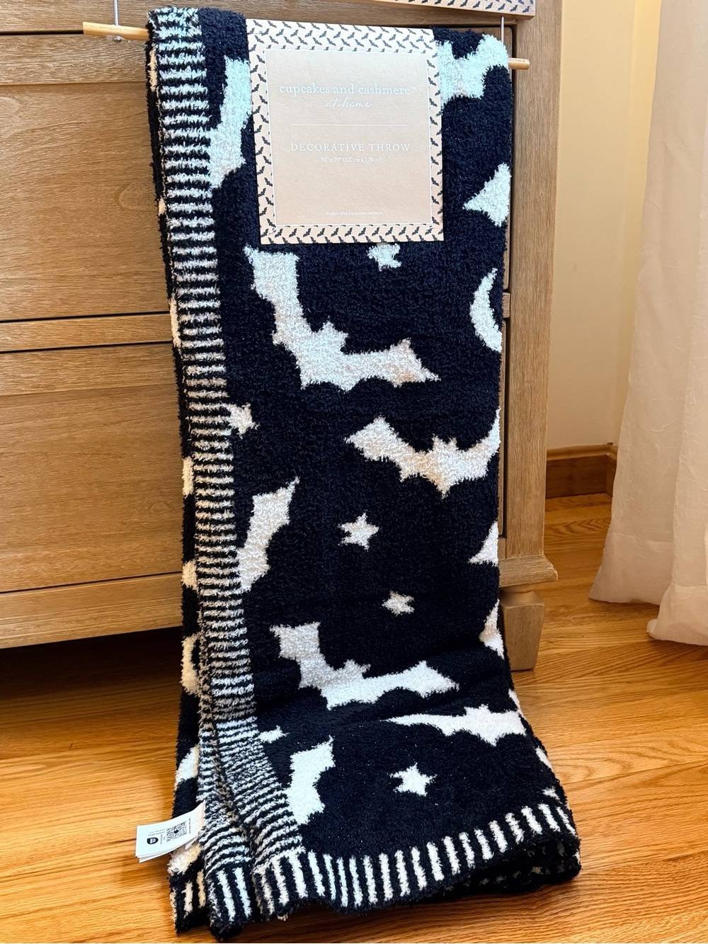 NEW VIRAL cupcakes & cashmere sparkly black and White Throw halloween